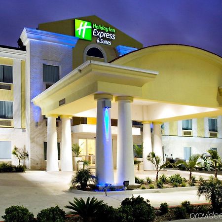 Holiday Inn Express Hotel And Suites Falfurrias ภายนอก รูปภาพ
