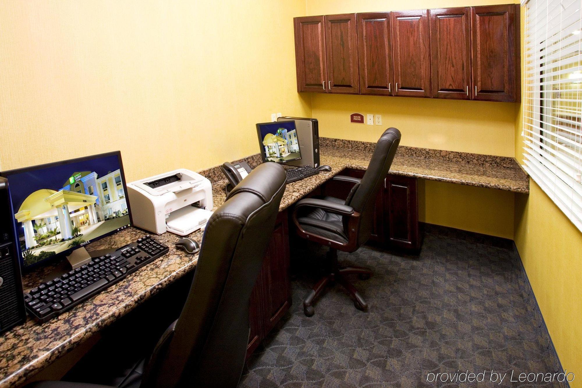 Holiday Inn Express Hotel And Suites Falfurrias สิ่งอำนวยความสะดวก รูปภาพ