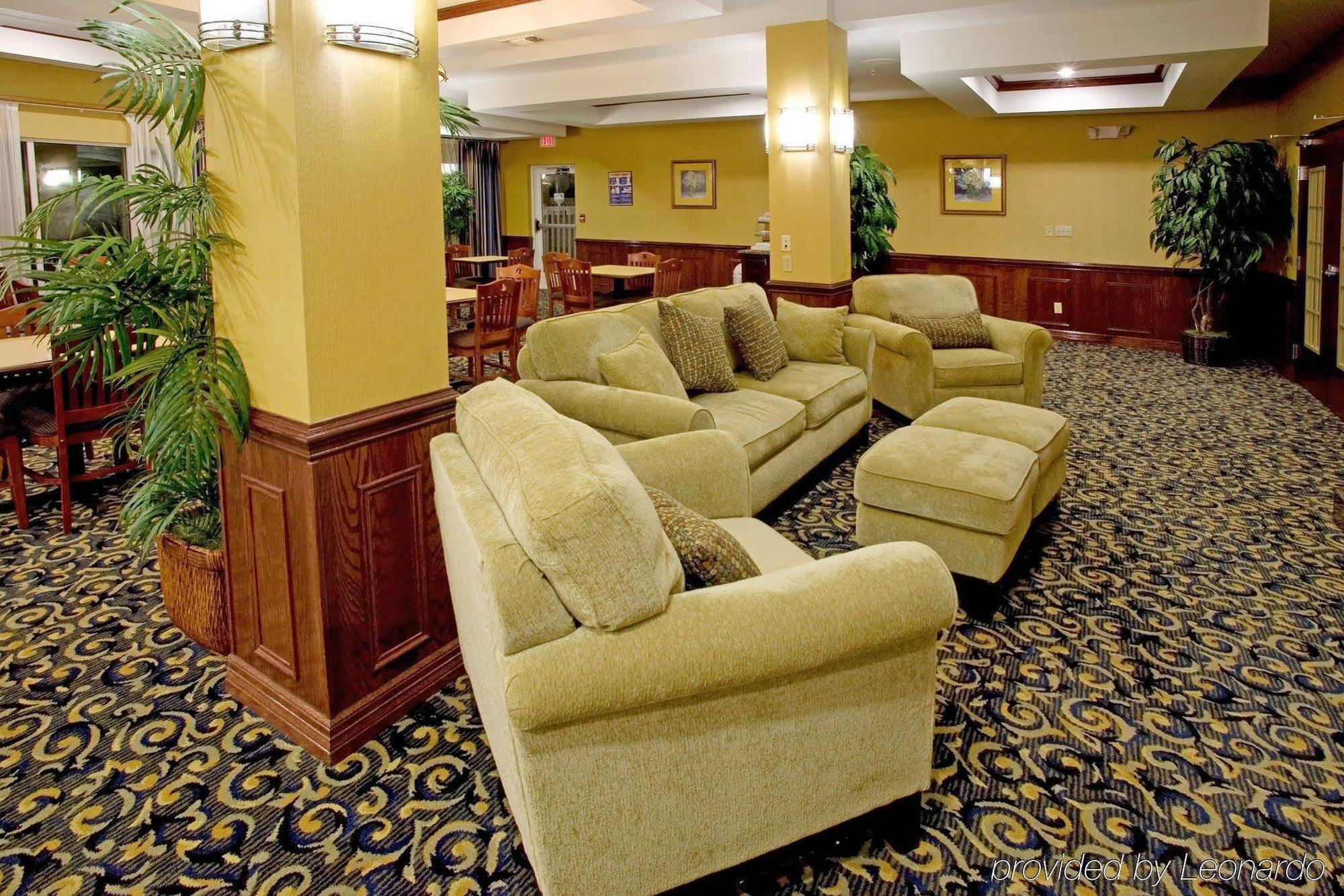 Holiday Inn Express Hotel And Suites Falfurrias ภายนอก รูปภาพ